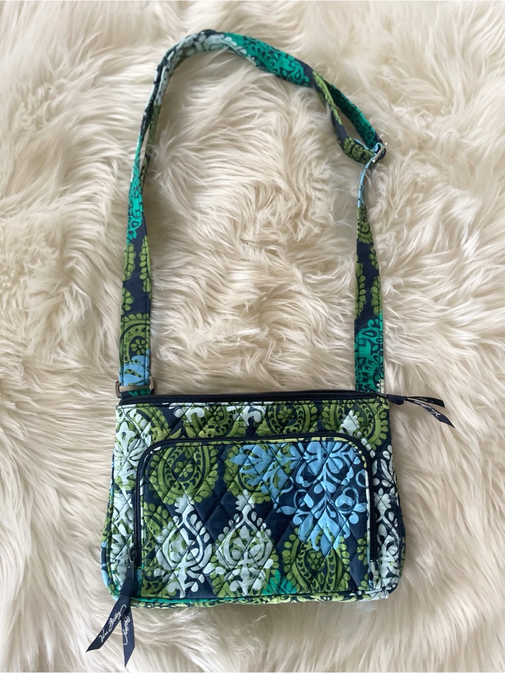 Vera Bradley Triple Zip Hipster Crossbody Bag Caribbean Sea Paisley Purse